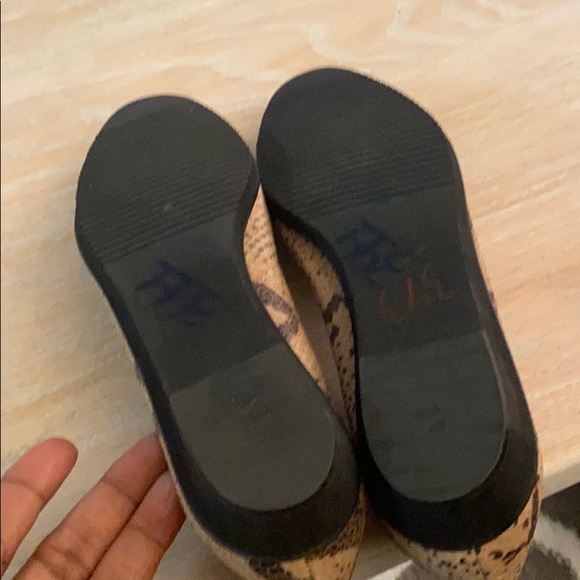 Salvatore Ferragamo Flats - Picture 5 of 8